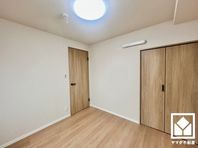 深草西浦住宅の洋室
