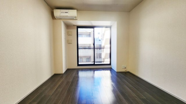 プライムメゾン浅草橋の居間・リビング