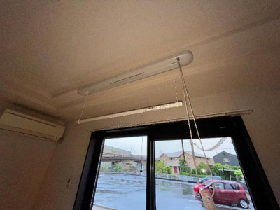 【設備】 | オレンジヒルズ | 室内物干し