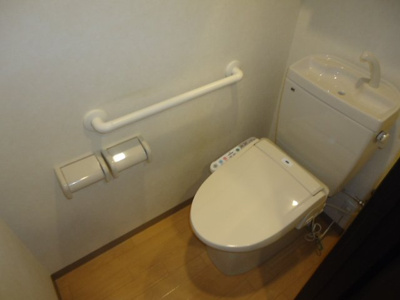 【トイレ】 | オレンジヒルズ | シャワー付トイレ