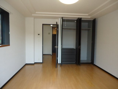 【居間・リビング】 | オレンジヒルズ | 洋室