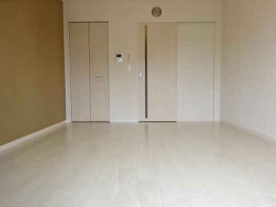 【居間・リビング】 | レジデンスアイリス医大南 | 室内（イメージ）