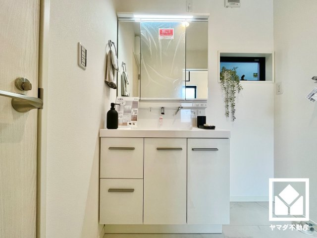 大津市穴太１丁目　R号地の独立洗面台