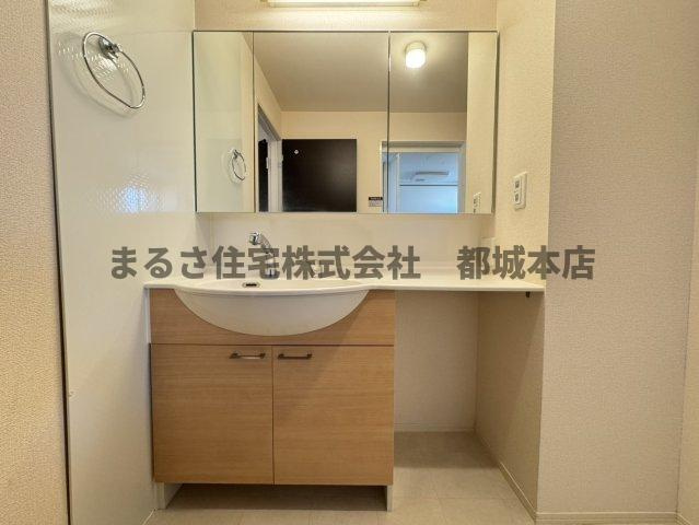 メゾンブランシェⅡの独立洗面台