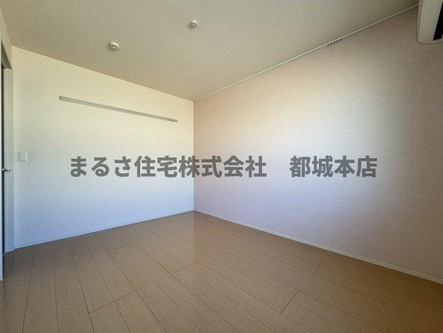 メゾンブランシェⅡの洋室