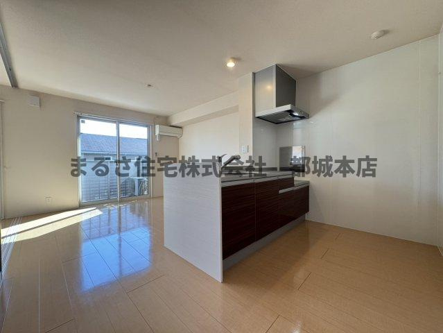 メゾンブランシェⅡの居間・リビング