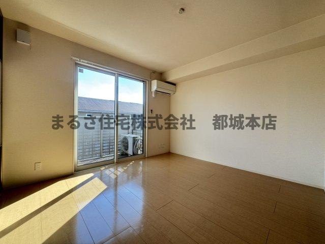 メゾンブランシェⅡの居間・リビング