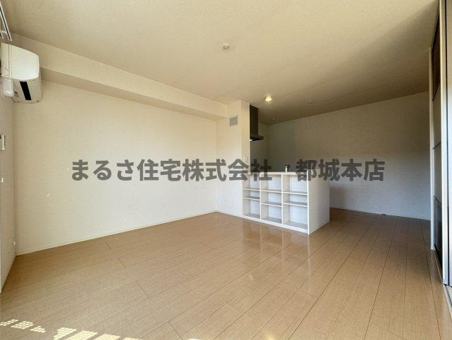 メゾンブランシェⅡの居間・リビング