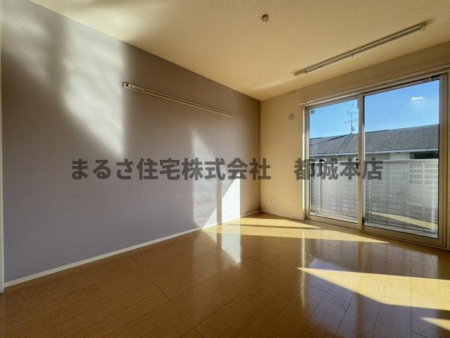 メゾンブランシェⅡの洋室