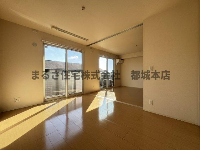 メゾンブランシェⅡの洋室