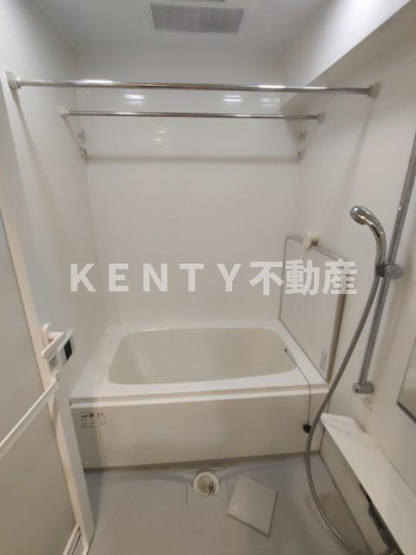 【寝室】 | アジールコート糀谷 | 広くて明るい寝室