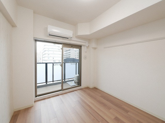 プレサンスOSAKA DOMECITYスクエアの居間・リビング