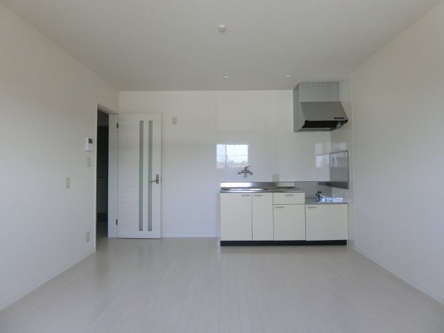 売りアパート（インクルー）の居間・リビング