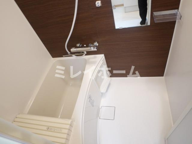 ソレイユ仲六郷の浴室|同建物内、別のお部屋の参考写真になります。