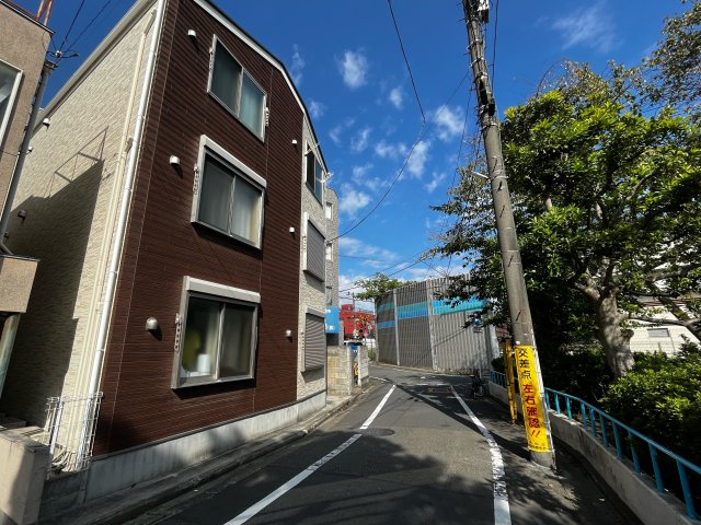 ソレイユ仲六郷の外観