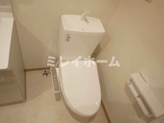 ソレイユ仲六郷のトイレ|同建物内、別のお部屋の参考写真になります。