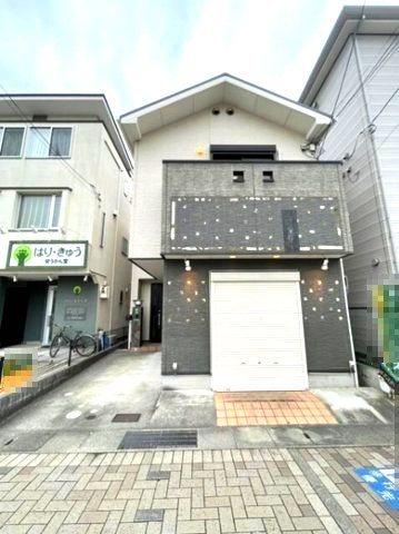 西宮市分銅町の外観|阪急線夙川駅・阪神線西宮駅が徒歩圏。将来のお子様の通学も視野に入れると各方面アクセスがいい住居は日々の生活を助けてくれますね。

