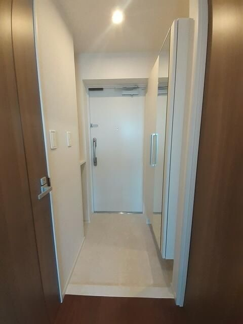 ブルーセブンの玄関