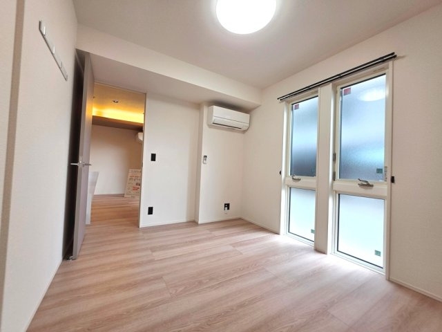 【洋室】 | Auspicious House