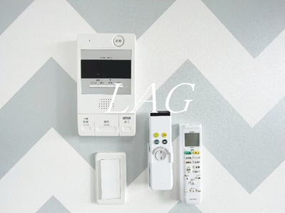 【セキュリティ】 | リブ綾瀬 | モニター付きインターフォンです。