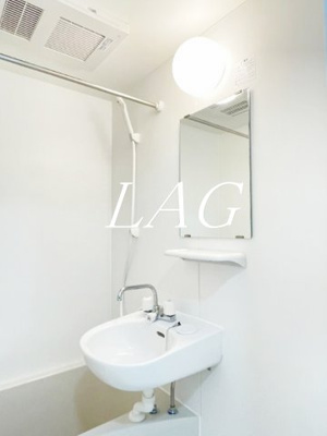 【洗面所】 | リブ綾瀬 | 洗面台です。