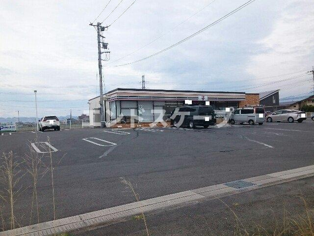 ラフレシール　Ｋの周辺|セブンイレブン浜川町店まで1100m
高崎、前橋のお部屋探しはエンドスケープまで！お客様の理想お聞かせ下さい♪