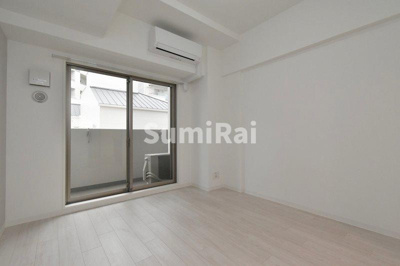 【居間・リビング】 | ファーストフィオーレ神戸元町ディモーラ