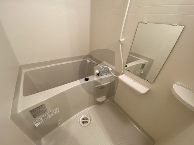 プレサンスNEO長堂アウローラの浴室