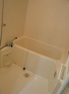 リヴシティ上野入谷の浴室