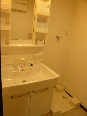 リヴシティ上野入谷の洗面所