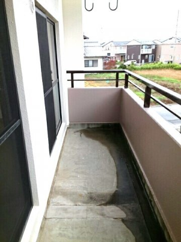 ウイングコートのバルコニー|落ち着いた時間を過ごせるバルコニーです