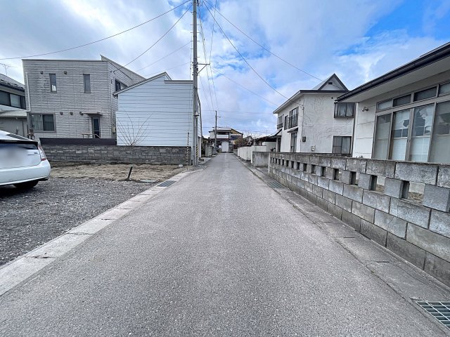 新築戸建・新築建売　会津若松市城西町2期　城西小・第四中の前面道路含む現地写真