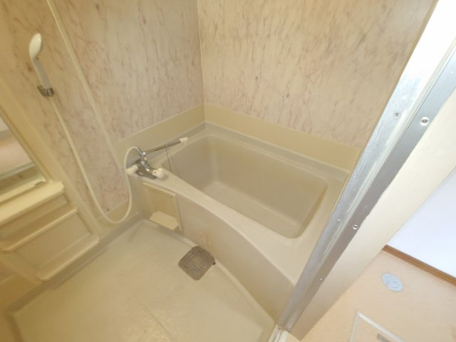 【浴室】 | リバティ・サーラー千代ケ崎（C-5）