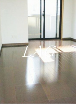 【居間・リビング】 | エスコート麻布十番 | 洋室のお部屋です。