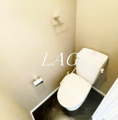 【トイレ】 | ＨＡＬＥ三宿 | トイレです。