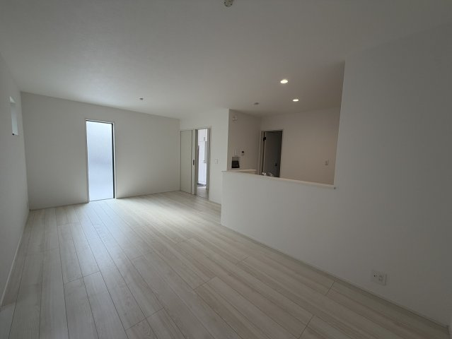 泉佐野市長滝新築戸建の居間・リビング