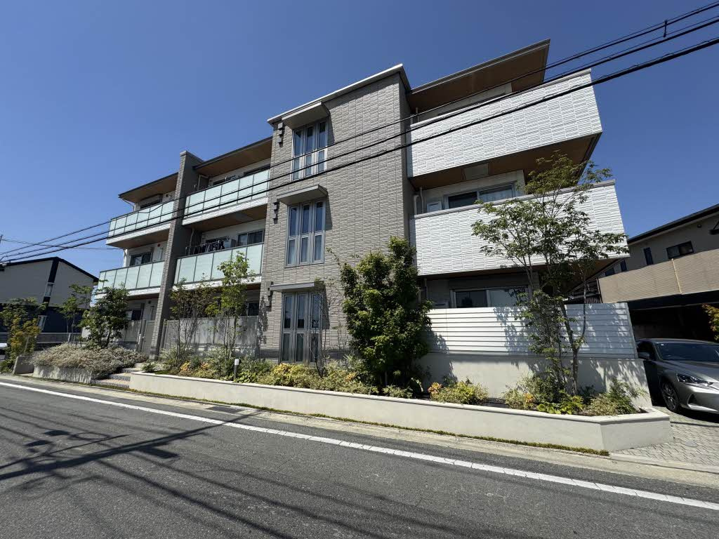 シャーメゾンクレインの外観|外はこのようになっています