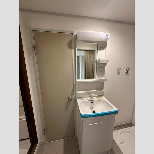 六甲台ハウスの洗面所