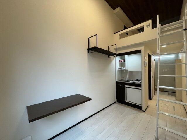 アネーロ北千住の居間・リビング