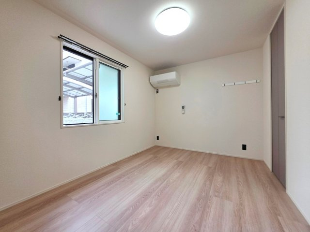 【寝室】 | Auspicious House