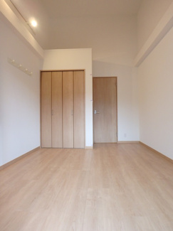 【洋室】 | グランデュールKAJIGAYA