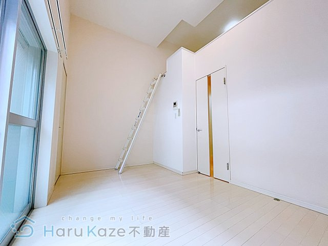 【洋室】 | momo【名古屋市賃貸・屋根付駐輪場】
