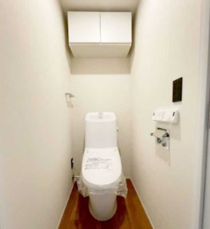 アトリオフラッツ三軒茶屋North　フリーレント　礼金０　新築のトイレ
