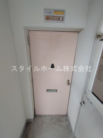 向山ハウスの玄関