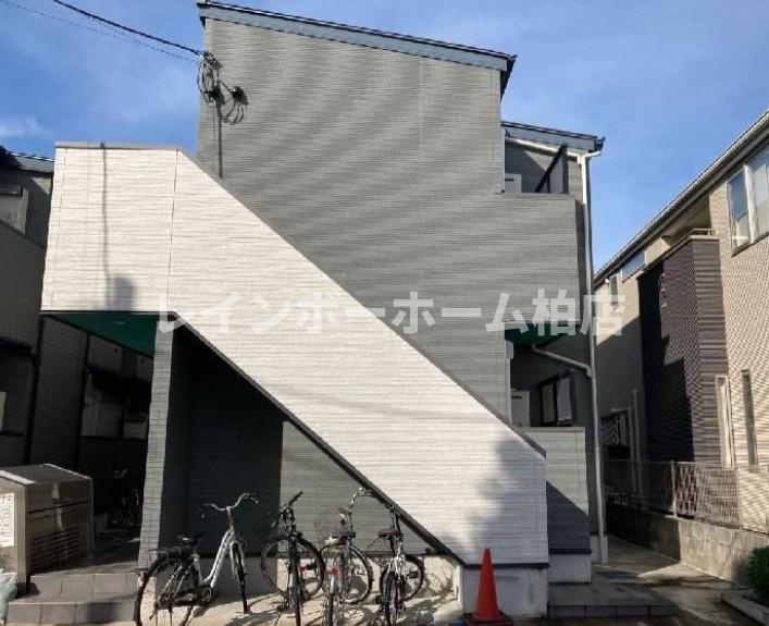 【仲介手数料：50％OFF】対象物件！のエントランス