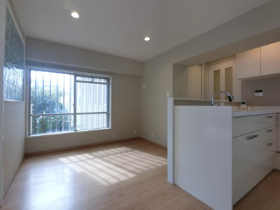 【居間・リビング】 | 汐見丘ビル