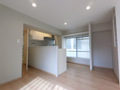 【居間・リビング】 | 汐見丘ビル