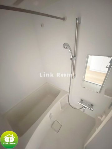 プライマル菊川の浴室