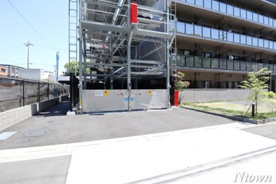 【駐車場】 | ロイヤルカーサ千種 | 駐車場があるので、車を買う予定の方も安心です