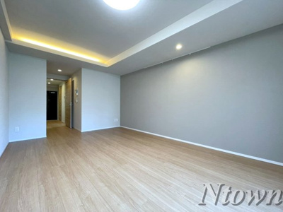 【居間・リビング】 | ロイヤルカーサ千種 | ゆったりとしたリビングです